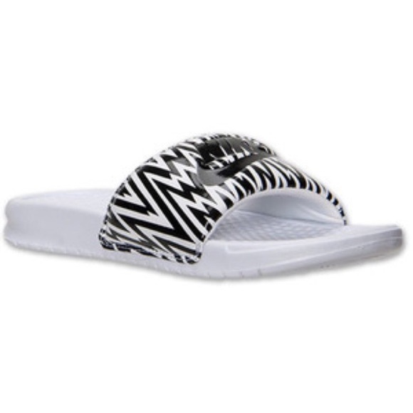 Nike Shoes - Benassi JDI Slides
